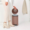 Cos de gunoi cu pedala Brabantia NewIcon 1008845, 12 L, Inchidere lina, Baza antiderapanta, Finisaj satinat, Maro