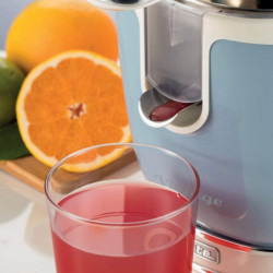 Πρέσα εσπεριδοειδών Ariete VINTAGE JUICER 0413/05, 85W, Μεταλλικό σώμα, Αθόρυβη λειτουργία, 2 εξαρτήματα, Μπλε