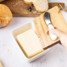 Cutie ceramica si cutit pentru unt Klausberg KB 7785, Capac lemn de salcam, Otel inoxidabil, Alb/Maro