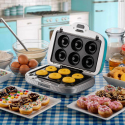Ariete PARTY TIME 1972/01 3-in-1 Donut, Muffin, and Sandwich Maker, 700W, 3 Interchangeable Plates, Indicator Lights, Turquoise