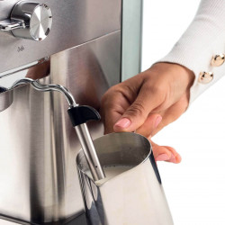 Кафемашина Ariete ESPRESSO METAL SLIM 1381/10, 1300W, 15 bar, 1.1 л, Манометър, Инокс