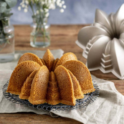 Форма за печене Dr.Oetker Stern 2553, 18 см, Форма на звезда, Алуминиева отливка, Сребрист