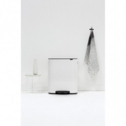 Brabantia Bo Pedal 1003182 szemetes, 60 l, lágy zárás, csúszásgátló talp, fehér