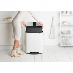 Cos de gunoi Brabantia Bo Pedal 1003182, 60 l, Inchidere usoara, Baza antiderapanta, Alb