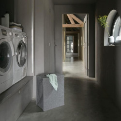 Σακούλα πλυντηρίου Brabantia 1001094, 55 L, Στερεό και αποσπώμενο πάτο, Μαγνητικές λαβές, Μαύρο