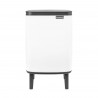 Κάδος Brabantia Bo Small Hi 1006643, 7 L, Ανυψωμένος, Ομαλό και αθόρυβο άνοιγμα, Αντιολισθητική βάση, Λευκό