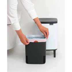 Brabantia Bo Small Hi 1006643 Trash Can, 7 L, Raised Design, Smooth and Quiet Opening, Non-Slip Base, White