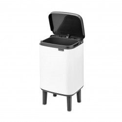 Cos de gunoi Brabantia Bo Small Hi 1006639, 4 L, Deschidere lina si silentioasa, Bază antiderapanta, Alb
