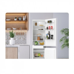 Frigider incorporabil Tesla RI2500HE, 115W, 249L, clasa energetică E, iluminare cu LED, Super Freeze, alb