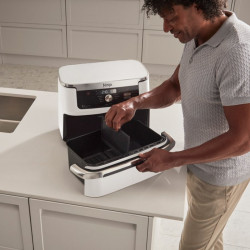 Ninja AF500EUWH Double Hot Air Fryer, 10.4 L, 7 Programs, Timer, Independent Zones, White