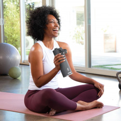 Thermos Ninja DW2401EUUKGY, 700 ml, Κατάλληλο για ανθρακούχα ποτά, Τριπλή μόνωση, Χωρίς BPA, Ζεστό έως 8 ώρες, Κρύο έως 24 ώρες, Γκρι