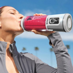 Φορητό μπλέντερ Ninja Blast BC151EUWH, 7,4W, 530 ml, ατσάλινη λεπίδα με 6 λεπίδες, θρυμματισμός πάγου, έως 10 κύκλοι, χωρίς BPA, USB-C, λευκό