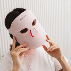 Beautifly Aura Glam Phototherapy Face Mask, 220 LED Lights, Collagen Regeneration and Anti-Aging Effect, 3 Intensity Levels, Cooling, USB-C, Pink