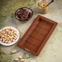 Matrita pentru ciocolata Dubai Kinghoff KH 1945, 25x13,5 cm, -40-230°C, Maro