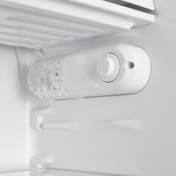 Хладилник Tesla RS0906HE, 106 kWh, 90 л, Клас Е, R600A, Обръщаема врата, 39 dB, Бял