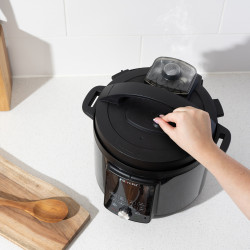 Instant Pot Duo Plus Whisper Quiet 112307901, 1000 W, 5,7 L, 9 προγράμματα, έναρξη με καθυστέρηση, οθόνη LCD, Μαύρο