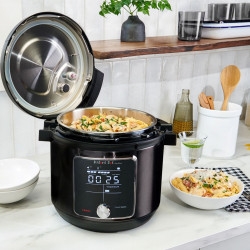 Мултикукър Instant Pot Pro Plus 112020101, 1200W, 5.7 л, 10 програми, WiFi управление, Неръждаема стомана, Черен