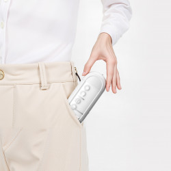 Oclean W10 Lite fogászati zuhany, 3 üzemmód, 2 fúvóka, 1200 impulzus percenként, 140 PSI-ig, USB-C, fehér színű