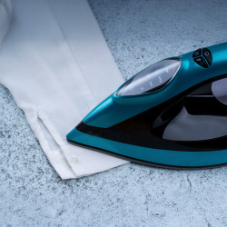 Oliver Voltz OV51052A Steam Generator, 3200W, 1.5 L, 3 steam settings, Ceramic soleplate, LED display, Turquoise