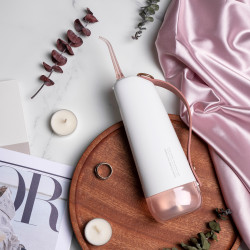 Зъбен душ Oclean W10, 5 режима, 2 накрайника, 200 мл, 1400 импулса в минута, IPX7, USB-C, Розов