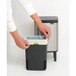 Brabantia Bo Small Hi 1006642 Trash Can, 4 L, Smooth and Silent Opening, Non-Slip Base, Fingerprint-Resistant, Stainless Steel/Matte