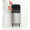 Brabantia Bo Small Hi 1006646 szemetes, 7 l, emelt kivitel, sima és csendes nyitás, csúszásgátló talp, ujjlenyomat-álló, rozsdamentes acél/matt