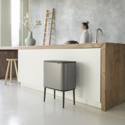 Кош за боклук Brabantia Bo Touch 651113, 11+23 л, Плавно и безшумно отваряне, Голям отвор, Сив