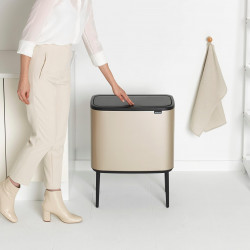 Κάδος Brabantia Bo Touch 1003214, 11+23 L, Ομαλό και αθόρυβο άνοιγμα, Μεγάλο άνοιγμα, Μεταλλικό χρυσό