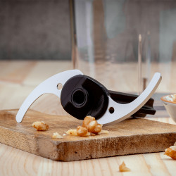 Turmixgép, aprító és mixer 3in1 Oliver Voltz OV51112WSC, 800W, 700 ml, 2 sebességfokozat, rozsdamentes acél penge és keverő tartozék, fehér színben.