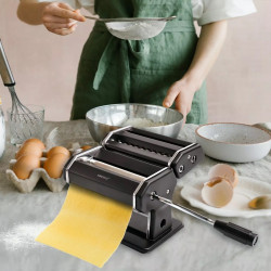 Kinghoff KH 1927 tésztagép, állítható tésztavastagság, cserélhető kések, fekete színű