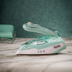 Fier de calcat pentru voiaj Oliver Voltz OV51050K, 1100W, 55 ml, Pliabil, Protectie la supraincalzire, Turcoaz/alb