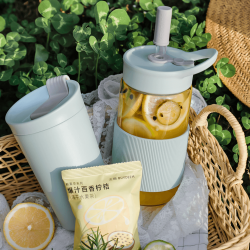 Buydeem CD1017-CG φορητή φιάλη ποτών, 500 ml, Ενσωματωμένο καλαμάκι, Αδιάβροχο, Ανθεκτικό στη θερμότητα γυαλί έως 150°C, Χωρίς BPA, Πράσινο