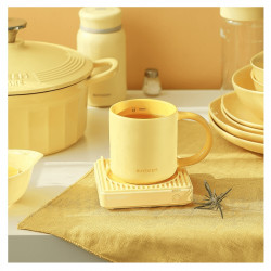 Buydeem CD1018-MY Ceramic Tea and Coffee Cup, 350 ml, Flat Bottom, Internal Measurement Scale, High-Temperature Ceramic, Yellow