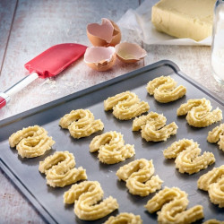 Кухненски робот KitchenAid Artisan Elegance 5KSM125EER, 300W, 4.8 л, Direct drive, 10 скорости, Червен