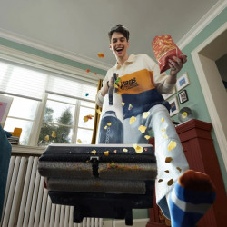 Aspirator vertical 5in1 Roborock Dyad Pro Combo R300002, 17000 Pa, 300 m², 0.46 l, 4 moduri, Auto-curatare, Autonomie pana la 60 min, Alb