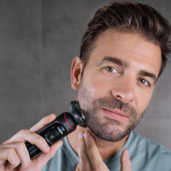 Beurer MN8X Electric Shaver, 60 min, Magnetic Charging, 360° Head, Fast Charging, LED, Wet/Dry, USB-C, Black