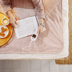 Elektromos takaró Adler AD 7443, 120W, 160x180 cm, LCD vezérlő, túlmelegedés elleni védelem, 7 beállítás, időzítő, rózsaszín, rózsaszínű