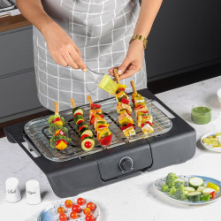 Gratar electric Royalty Line RL-SBGT2000, 2000W, 38x28 cm, Suport pliabil, 200°C, Termostat, Tava de scurgere, Negru