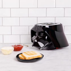 Prajitor de paine Uncanny Brands Darth Vader, 650W, Trepte reglabile, Sunete si lumini autentice Star Wars, Negru