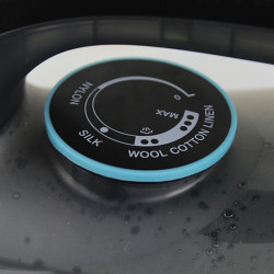 Σίδερο μπαταρίας Esperanza EHI010, 2600W, Κεραμική πλάκα, 300 ml, Στεγνό+ατμός, Αυτοκαθαρισμός, Κάθετο σιδέρωμα, Μαύρο