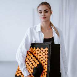 Medivon Chronos Acupressure Mat, 23 x 48 cm, Hypoallergenic, Improves blood circulation and sleep, Relieves muscle tension, +Carry Bag, Black/Orange