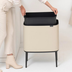 Кош за боклук Brabantia Bo Touch 1005546, 36 л, Плавно и безшумно отваряне, Голям отвор, Бежов