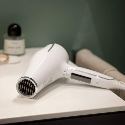 Silk'n HD1PEU001 Ionizing Hair Dryer, 2200W, 6 speeds, 8 heat settings, Ceramic heating technology, 110 km/h, Diffuser + concentrator, White