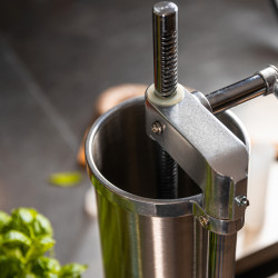 Μηχανή πλήρωσης λουκάνικων Klausberg KB 7927, 5 Kg, χειροκίνητη, 14-35mm, 6 χωνιά, Inox