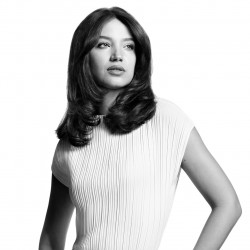 Преса за коса Dyson HT01 Airstrait Bco/Dbu, 1600W, 140°C, Йонизация, 6 нива на темп, Щадяща косата, Медно покритие, LCD,