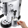 Eszpresszógép DeLonghi EC685.M, 1300W, 15 bar, 1.1 l, 3 adapter, hőmérséklet-szabályozás, Inox