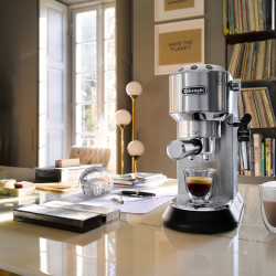 DeLonghi EC685.M Espresso Machine, 1300W, 15 bar, 1.1 L, 3 adapters, Temperature control, Stainless steel