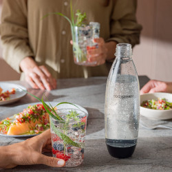 SodaStream Fuse szénsavas palackok készlete, 1 l, 2 db, BPA-mentes, kompatibilis a DUO, ART, TERRA, GAIA palackokkal, fekete színű