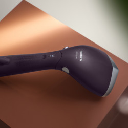 Уред за гладене с пара Philips STH7050/30, 1500W, 100 мл + 200мл, 28 г/мин, OptimalTEMP, Регулируема глава, 2 нива на пара, StyleMat, Лилав