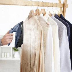 Tefal Reemove upgrade vasaló FV6675E0, 2600 W, 250 ml, kerámia lemez, csepegésgátló rendszer, automatikus kikapcsolás, Kék